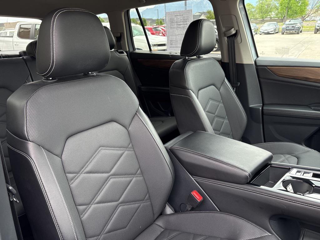 used 2024 Volkswagen Atlas car, priced at $28,995