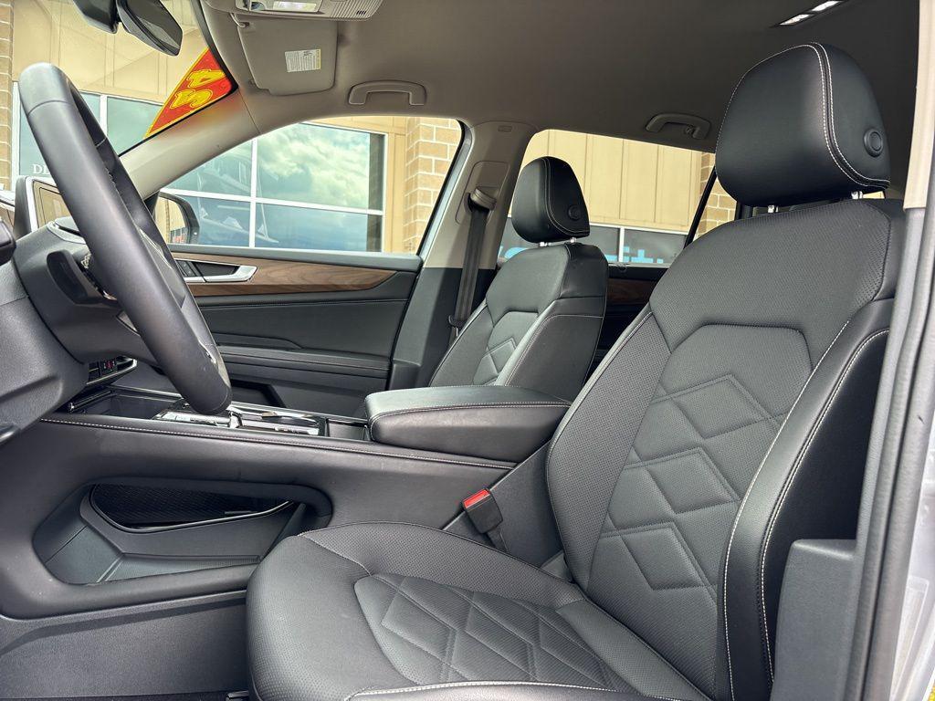 used 2024 Volkswagen Atlas car, priced at $27,995
