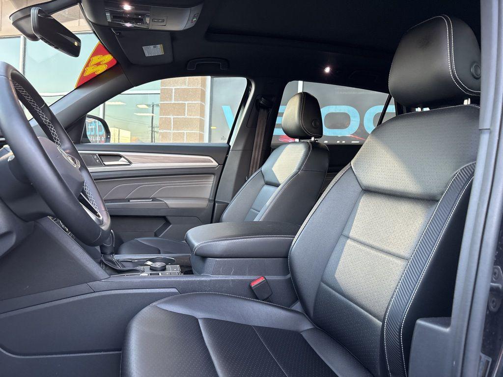 used 2022 Volkswagen Atlas Cross Sport car, priced at $21,995