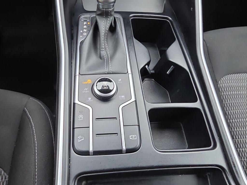 used 2023 Kia Sorento car, priced at $21,995