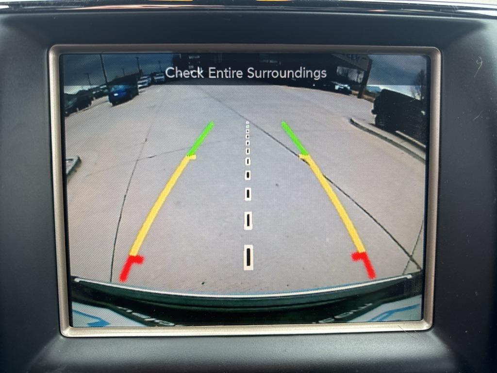 used 2016 Jeep Grand Cherokee car, priced at $17,995