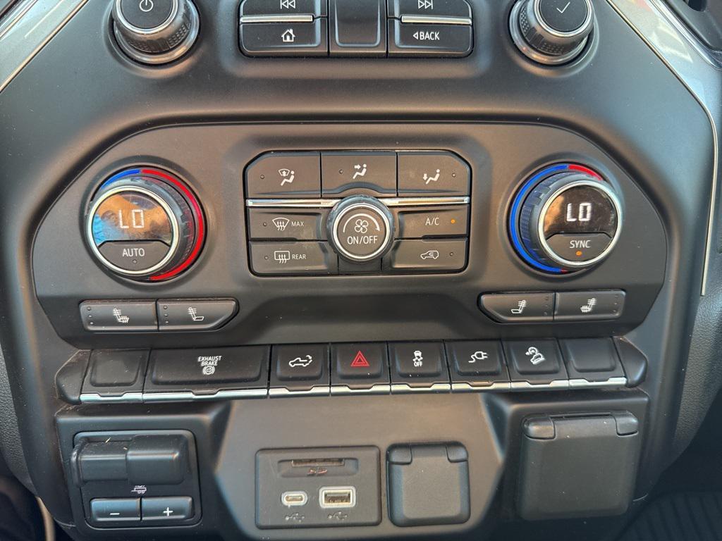 used 2021 Chevrolet Silverado 2500 car, priced at $51,995