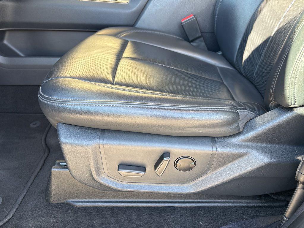 used 2024 Ford Expedition Max car, priced at $39,995