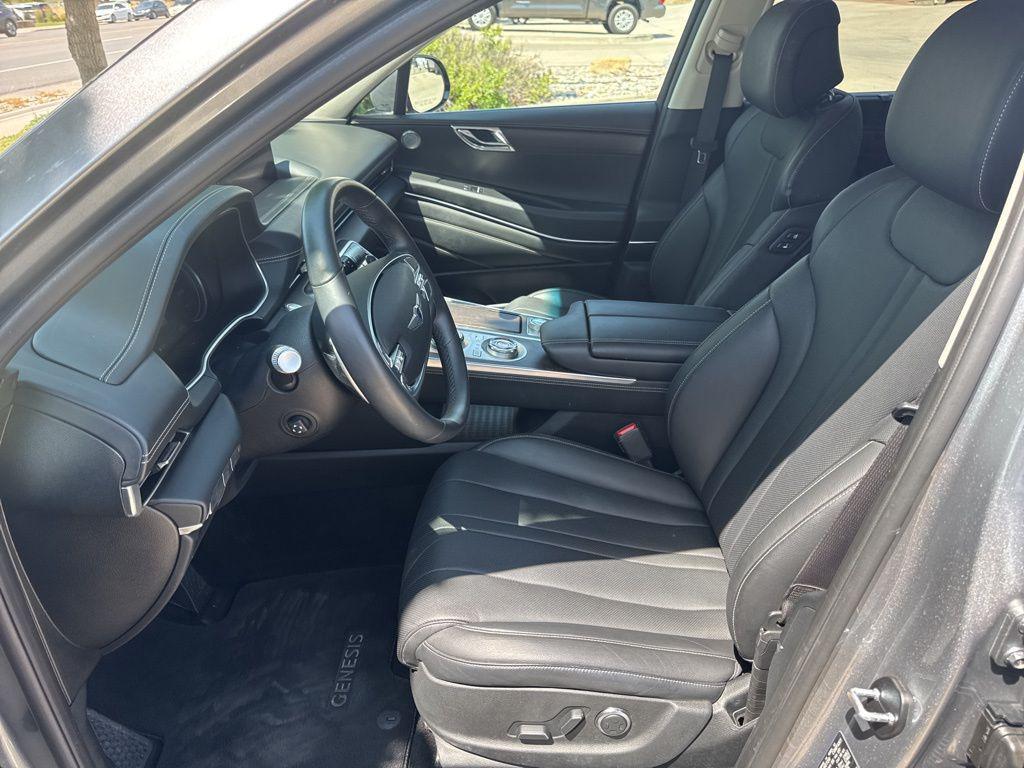 used 2024 Genesis GV80 car, priced at $33,995