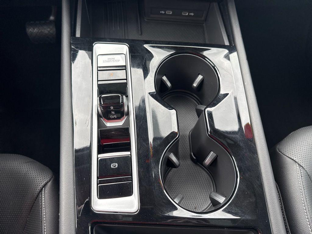 used 2025 Volkswagen Atlas car, priced at $38,494