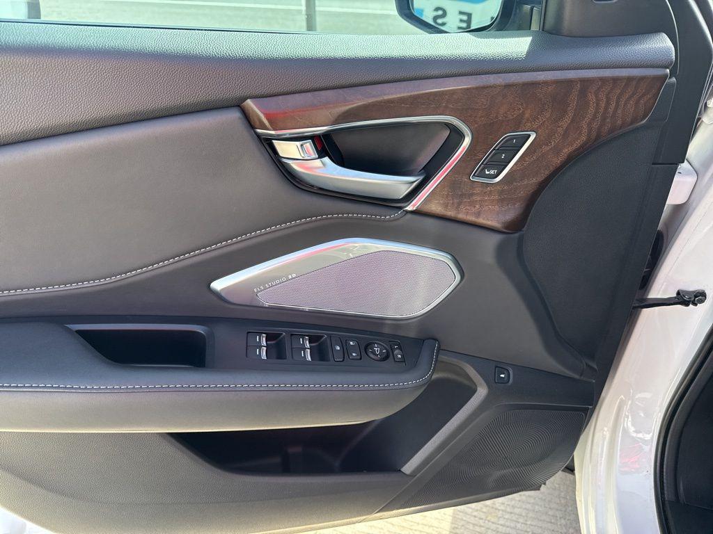 used 2021 Acura RDX car, priced at $30,995