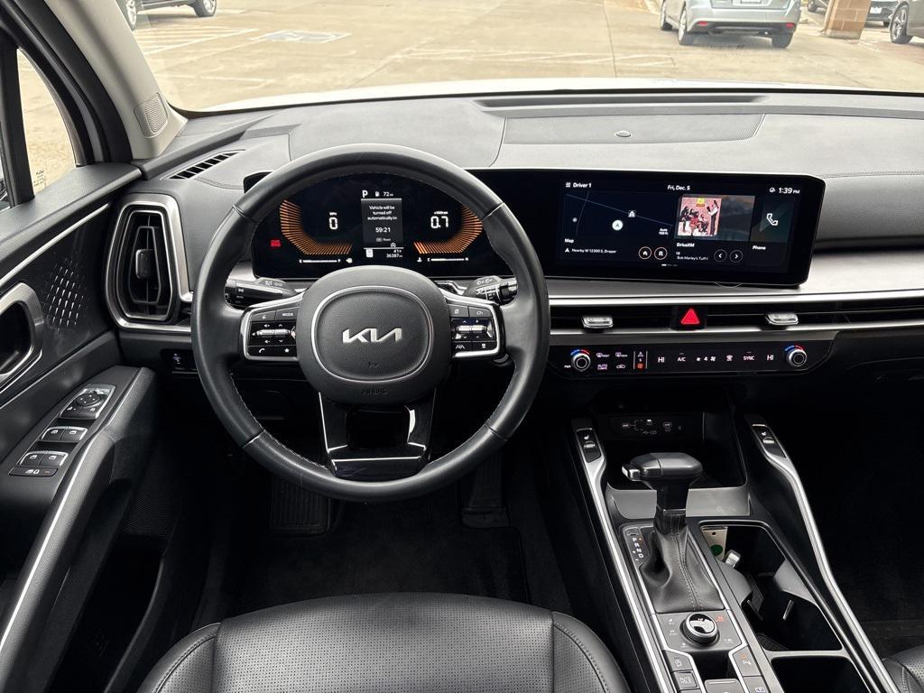 used 2024 Kia Sorento car, priced at $27,995