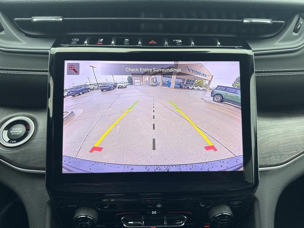 used 2023 Jeep Grand Cherokee car, priced at $24,995