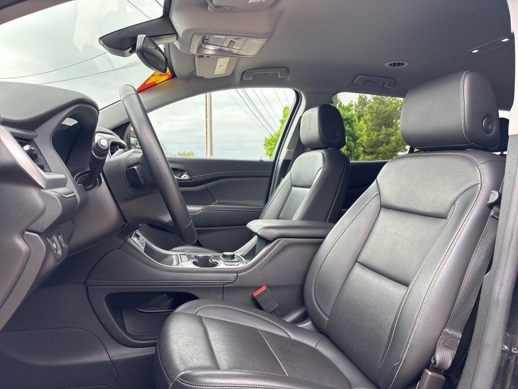 used 2023 GMC Acadia car, priced at $22,995