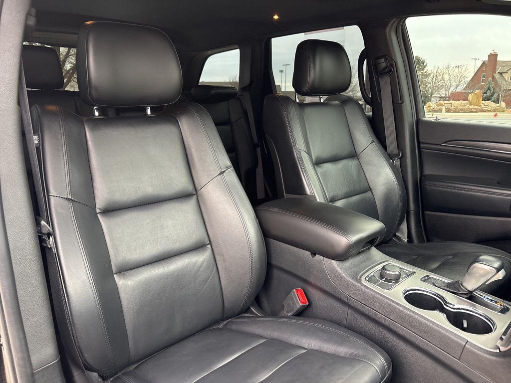 used 2019 Jeep Grand Cherokee car, priced at $21,995