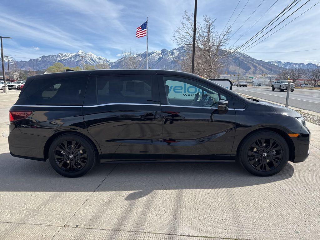 used 2025 Honda Odyssey car, priced at $37,995