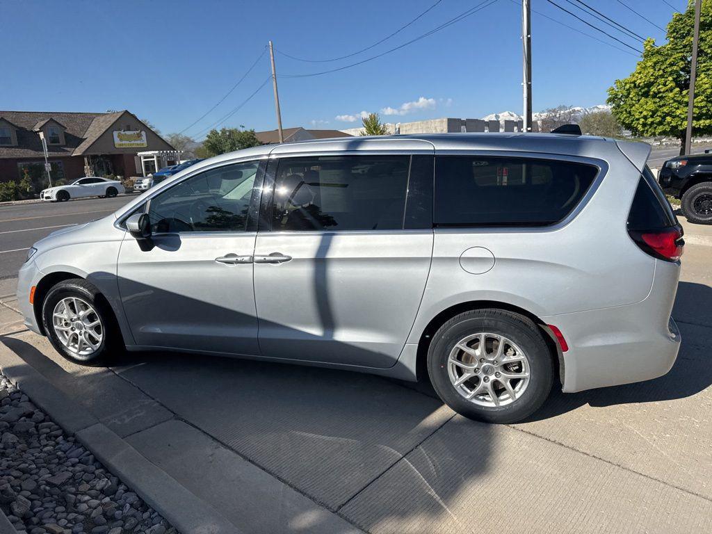 used 2023 Chrysler Pacifica car, priced at $22,494