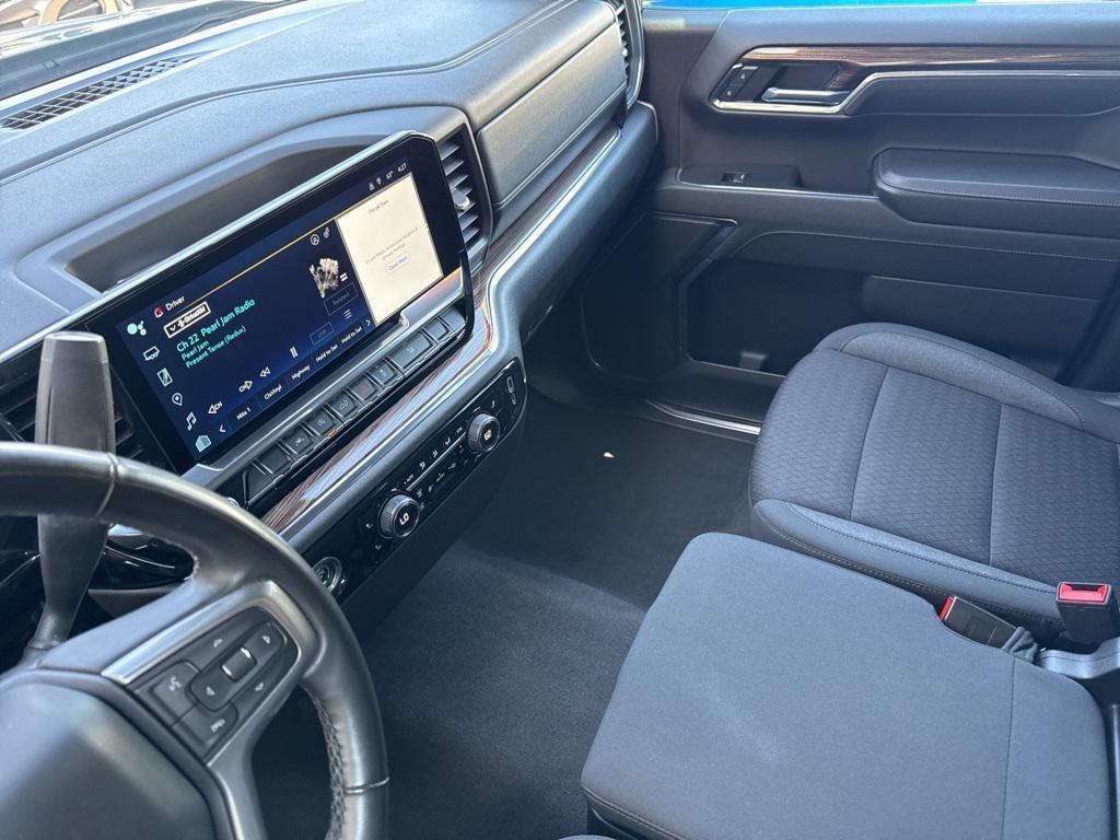 used 2024 Chevrolet Silverado 1500 car, priced at $37,999