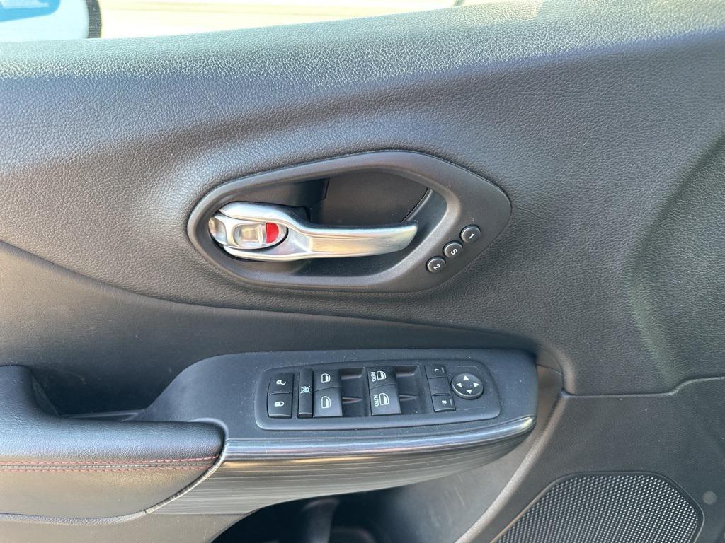 used 2017 Jeep Cherokee car, priced at $14,995