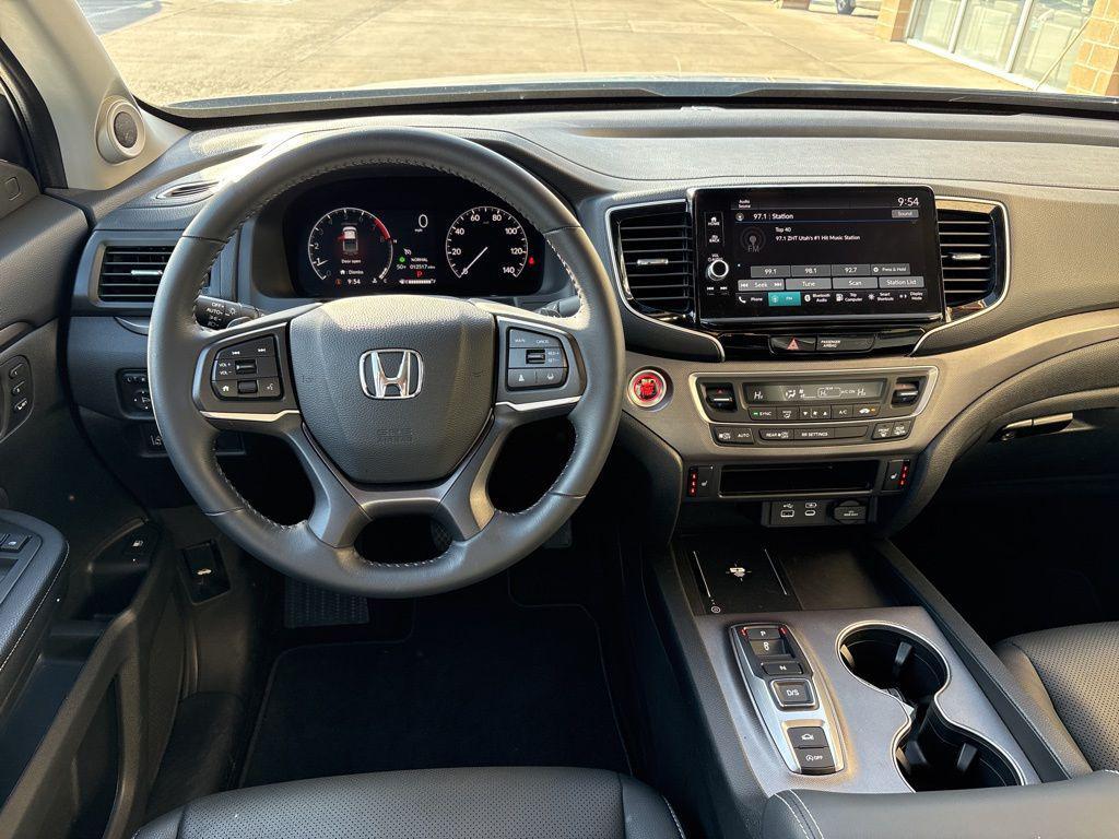 used 2025 Honda Ridgeline car, priced at $34,995