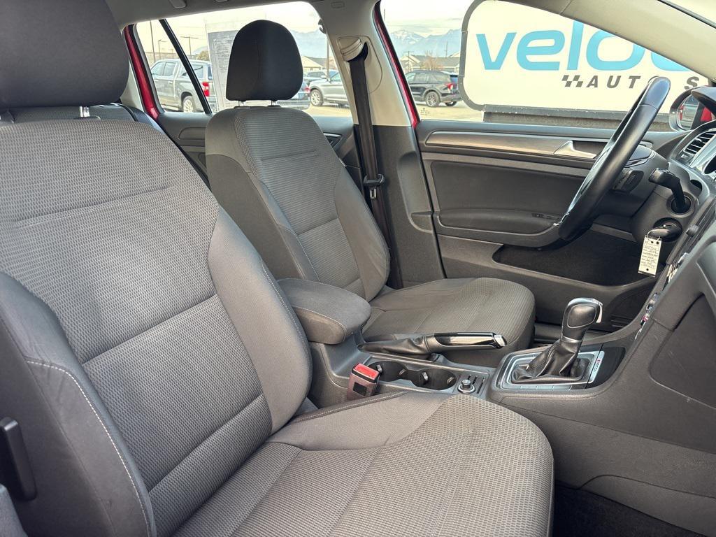 used 2018 Volkswagen Golf SportWagen car, priced at $13,995