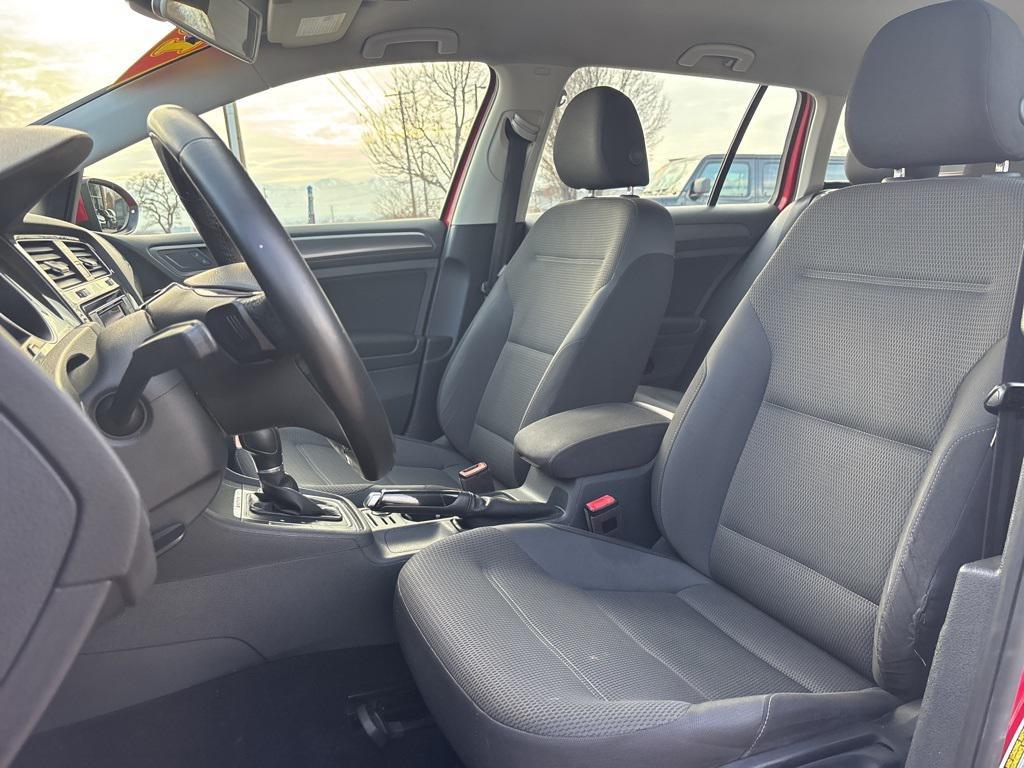 used 2018 Volkswagen Golf SportWagen car, priced at $13,995