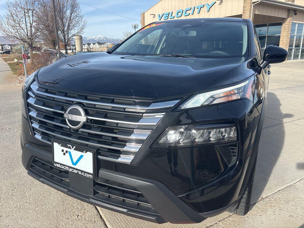 used 2024 Nissan Rogue car, priced at $18,995