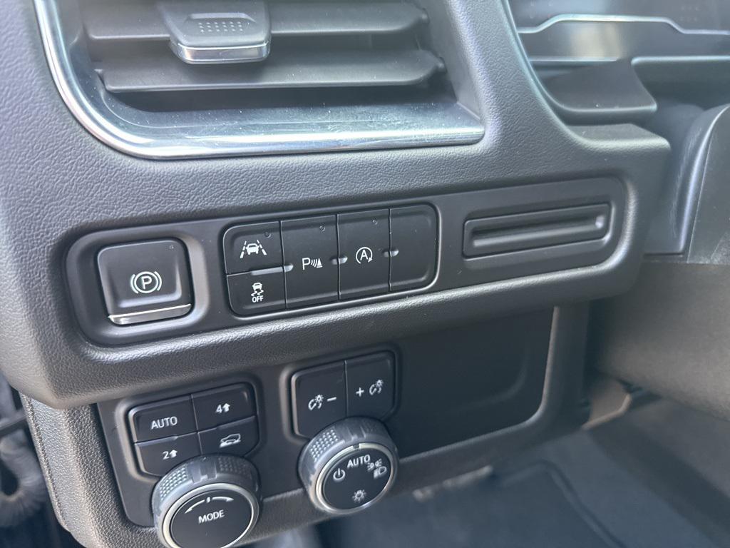 used 2023 Chevrolet Tahoe car, priced at $41,999