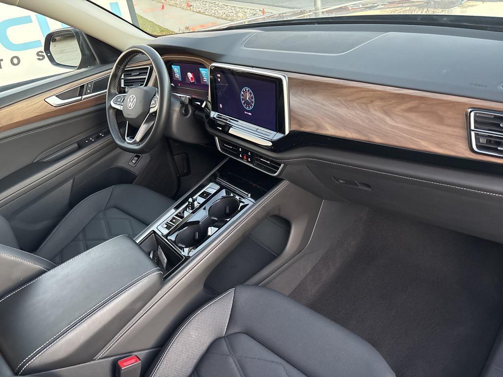 used 2024 Volkswagen Atlas car, priced at $28,595