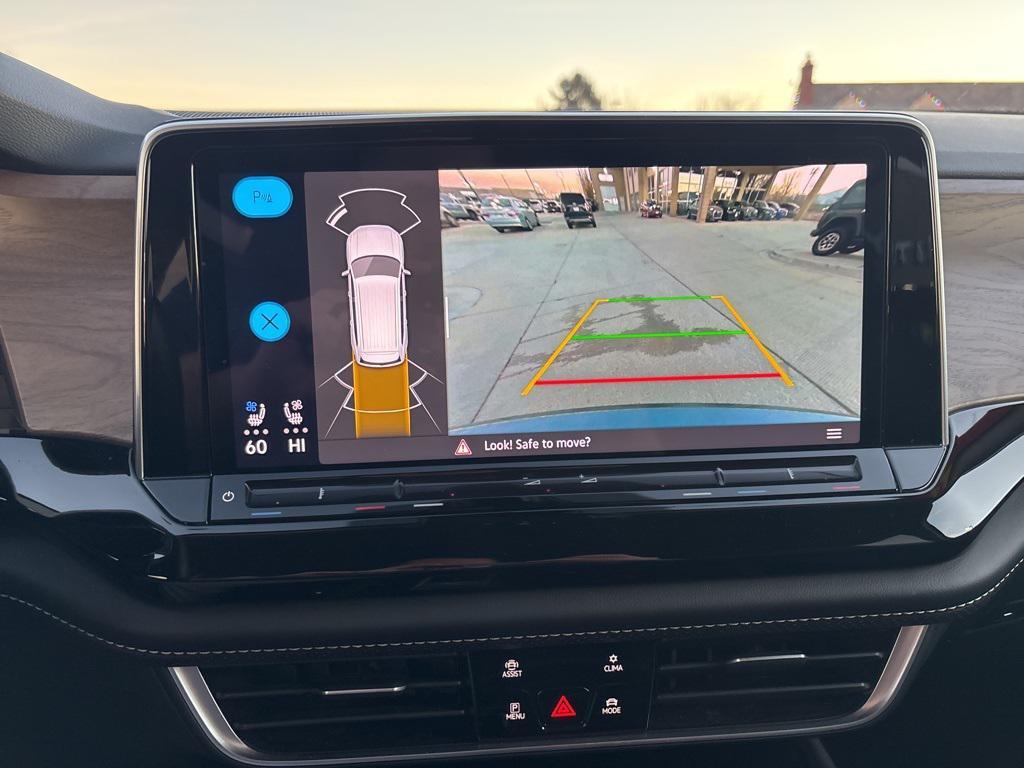 used 2024 Volkswagen Atlas car, priced at $28,595