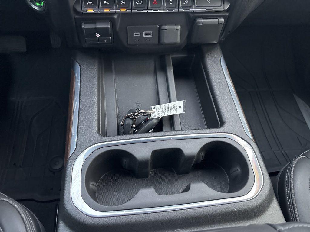 used 2022 Chevrolet Silverado 1500 car, priced at $46,995