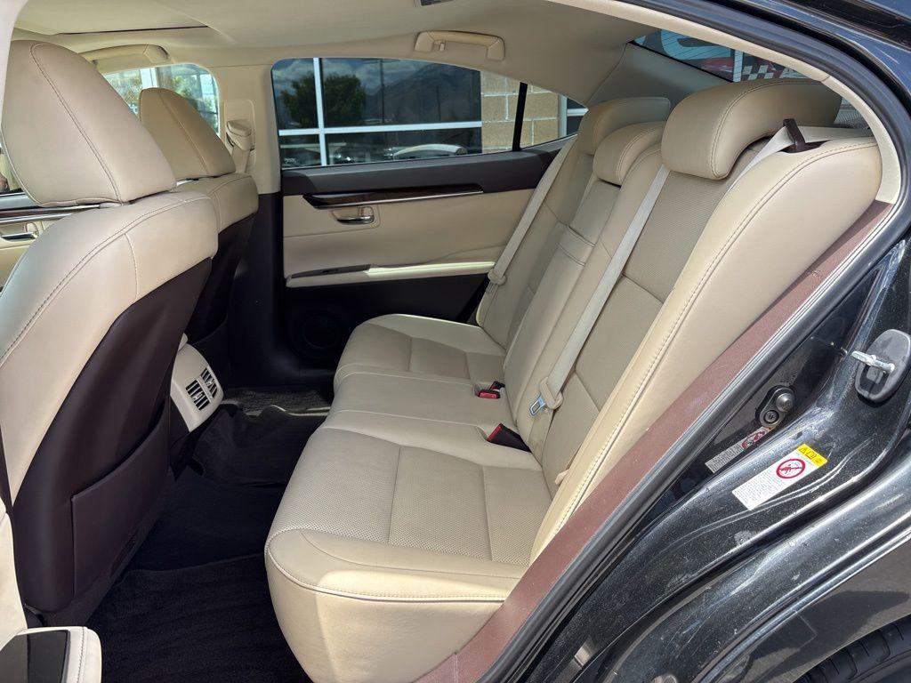 used 2016 Lexus ES 350 car, priced at $21,494