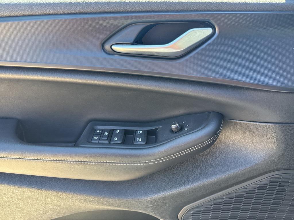 used 2023 Jeep Grand Cherokee car, priced at $20,995