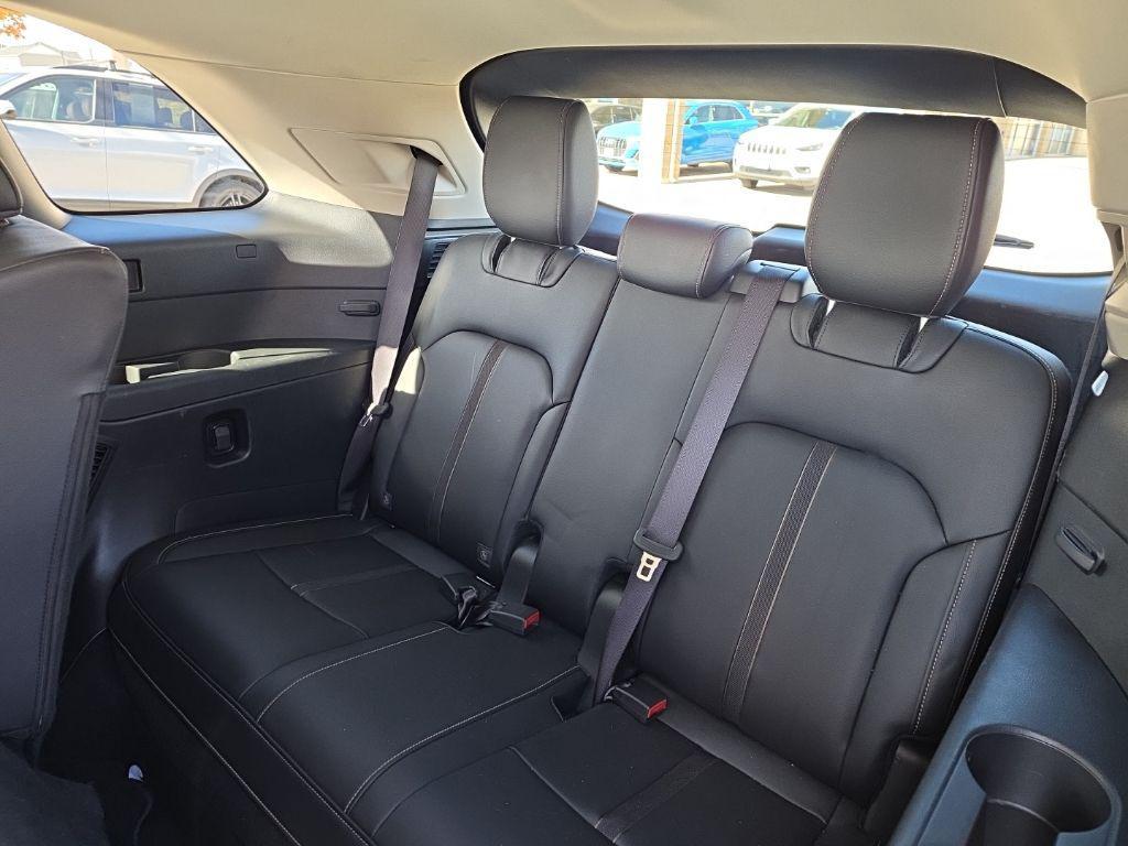 used 2024 Mazda CX-90 car, priced at $23,995