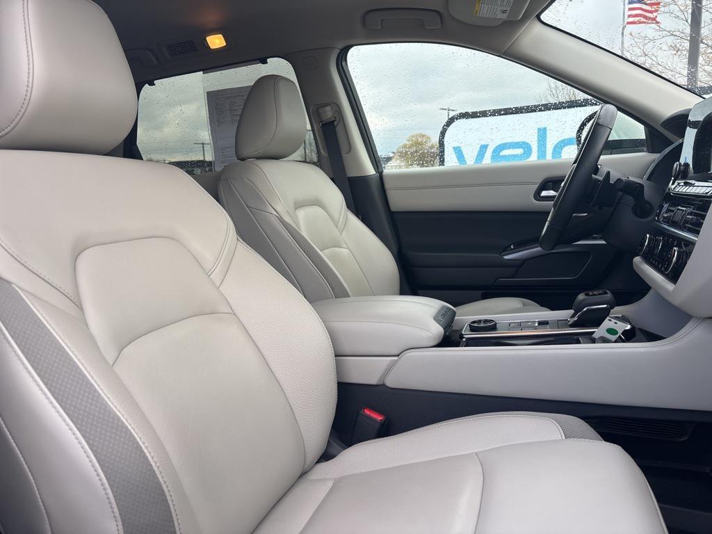 used 2023 Nissan Pathfinder car, priced at $32,995