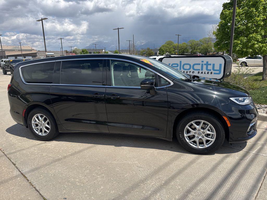 used 2023 Chrysler Pacifica car, priced at $24,094