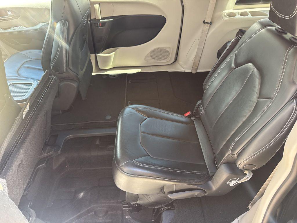 used 2023 Chrysler Pacifica car, priced at $24,094