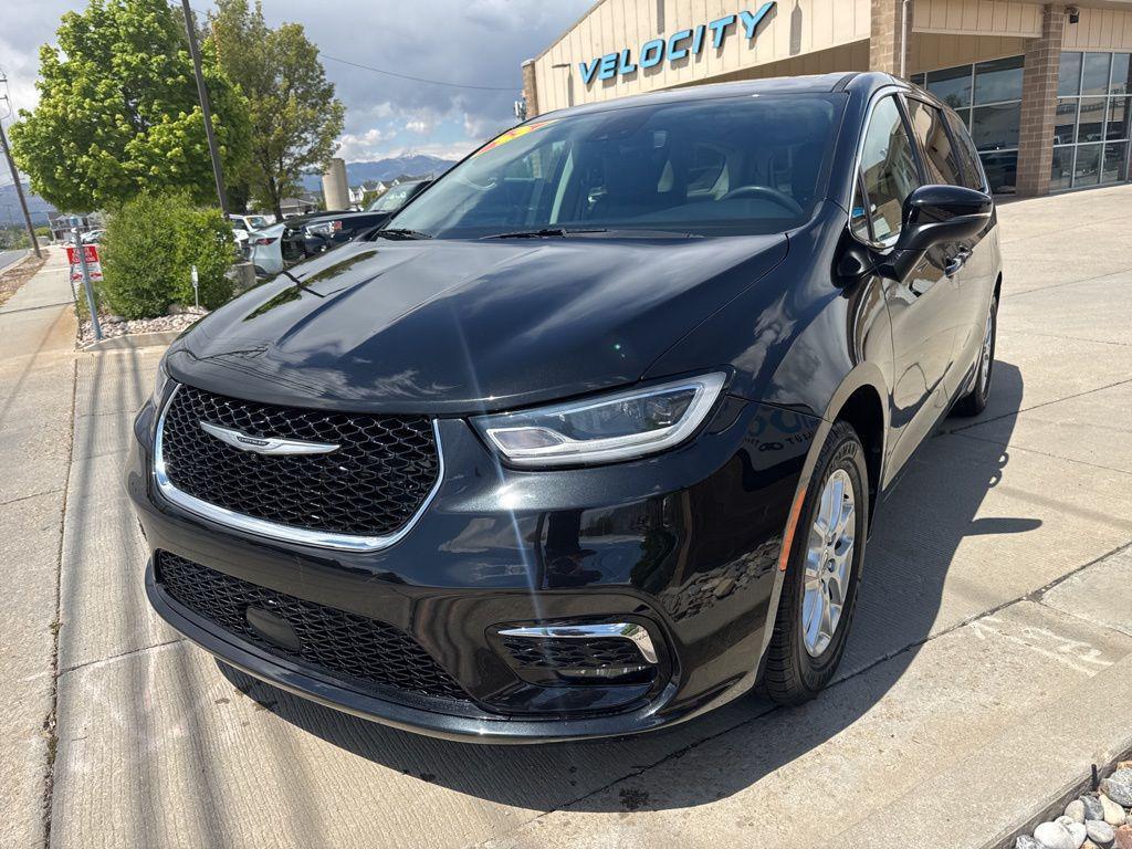 used 2023 Chrysler Pacifica car, priced at $24,094