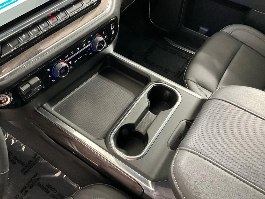 used 2025 Chevrolet Silverado 2500 car, priced at $68,900