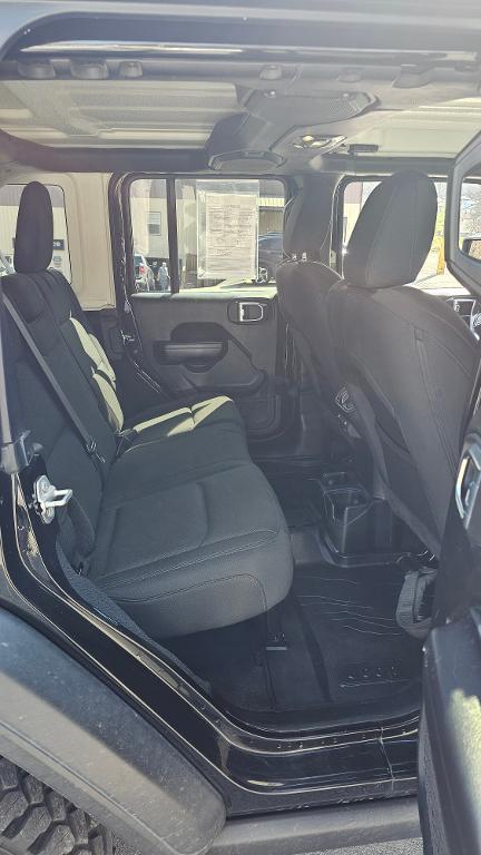 used 2021 Jeep Wrangler Unlimited car, priced at $26,250