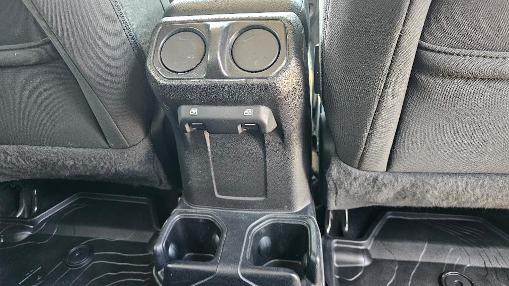 used 2021 Jeep Wrangler Unlimited car, priced at $26,250