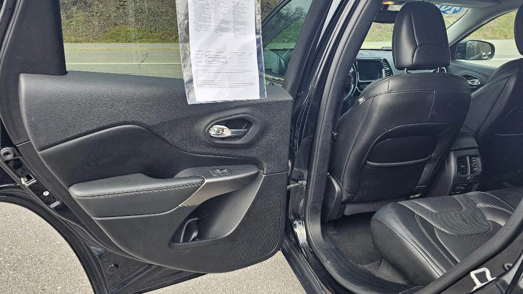 used 2020 Jeep Cherokee car, priced at $20,590