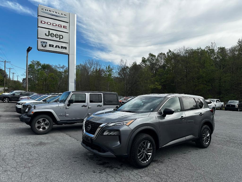 used 2023 Nissan Rogue car, priced at $22,690