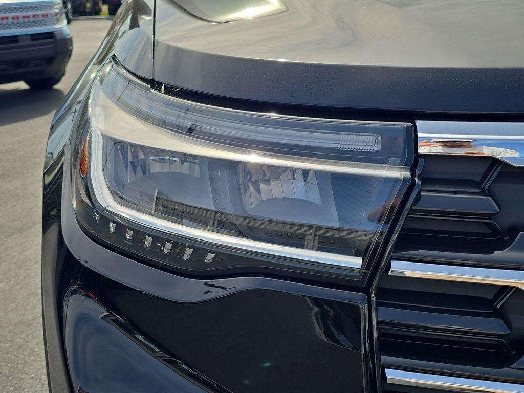 new 2026 Ford Explorer car, priced at $43,378