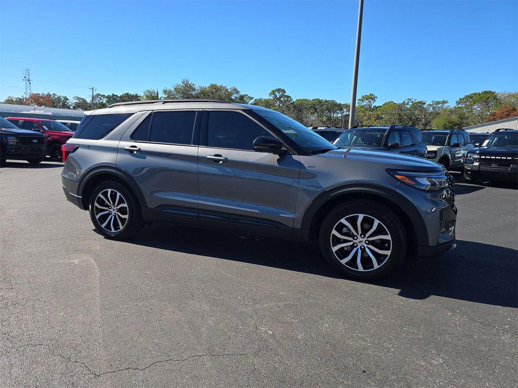 new 2025 Ford Explorer car, priced at $45,495