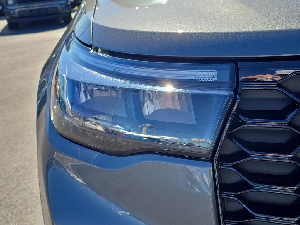 new 2025 Ford Explorer car, priced at $45,495