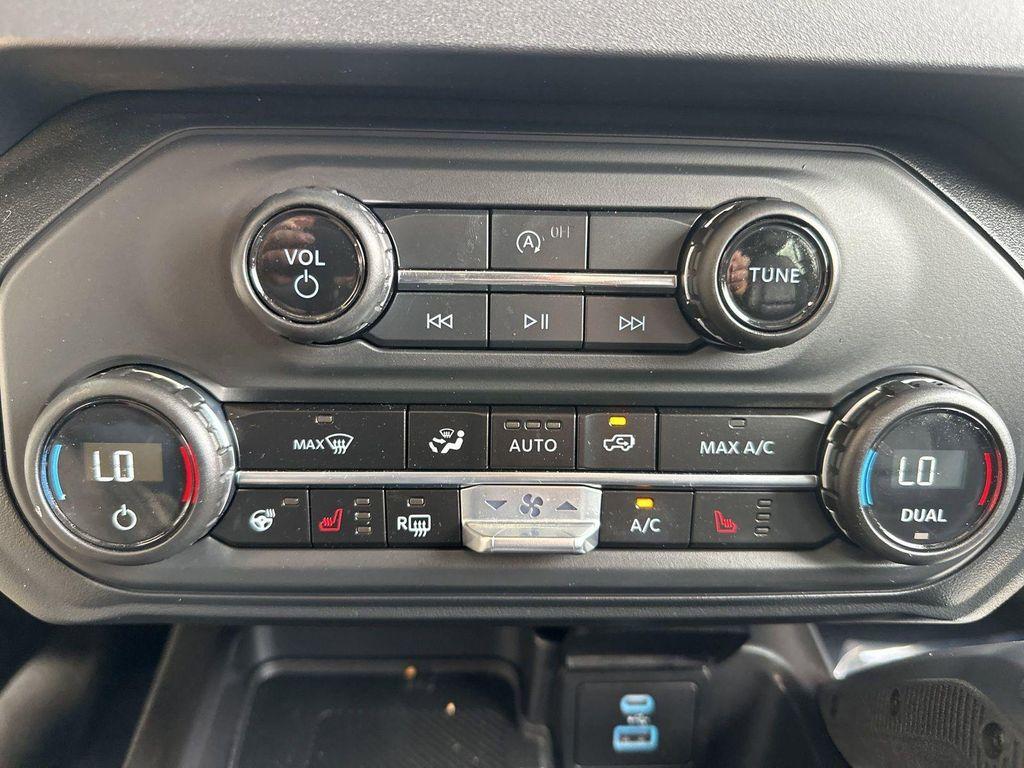 used 2025 Ford Bronco car, priced at $59,991