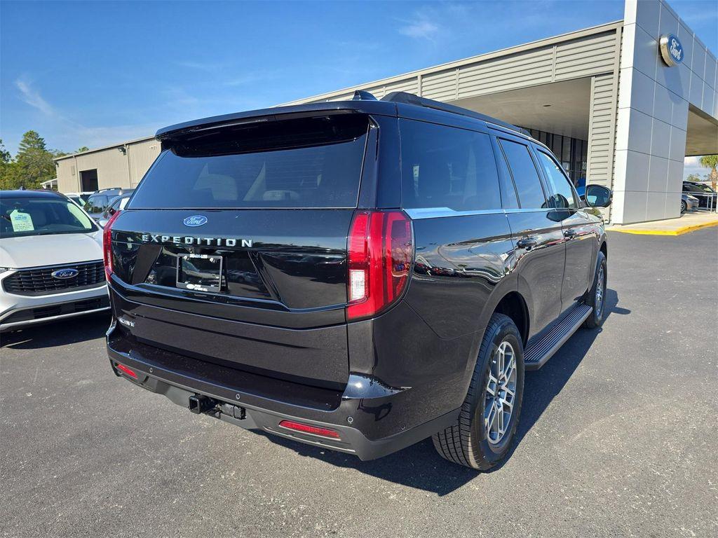 new 2025 Ford Expedition car, priced at $66,384