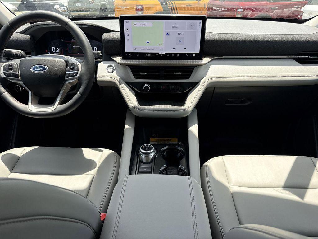 new 2026 Ford Explorer car, priced at $41,783