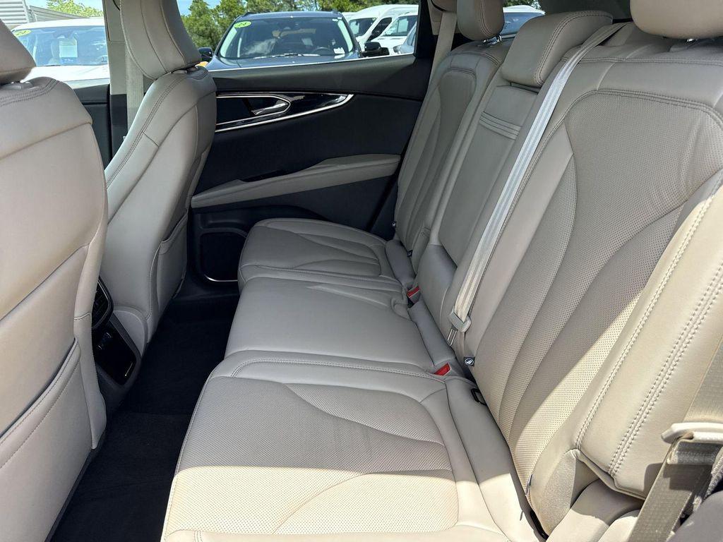 used 2023 Lincoln Nautilus car, priced at $34,493