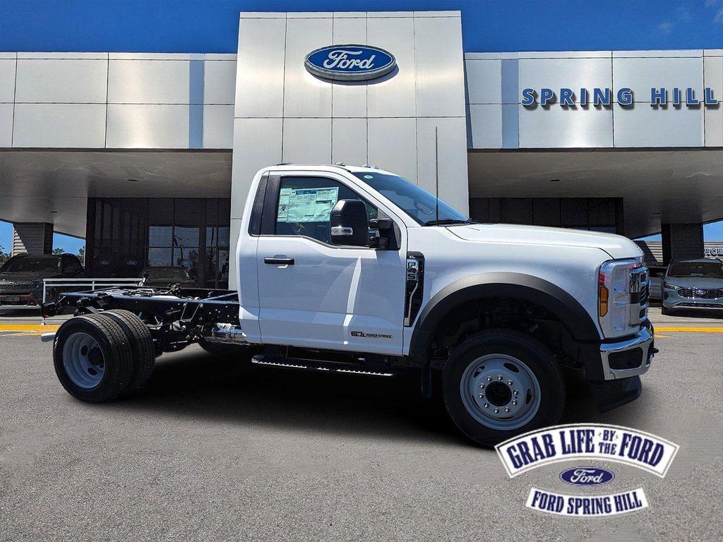 new 2025 Ford F-450 car, priced at $64,066