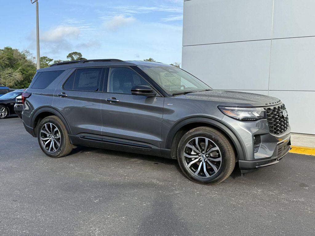 new 2026 Ford Explorer car, priced at $46,768