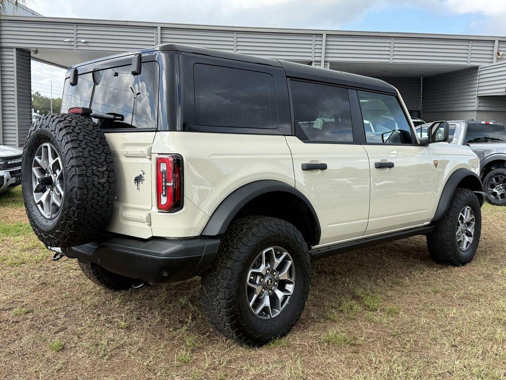 used 2025 Ford Bronco car, priced at $52,991