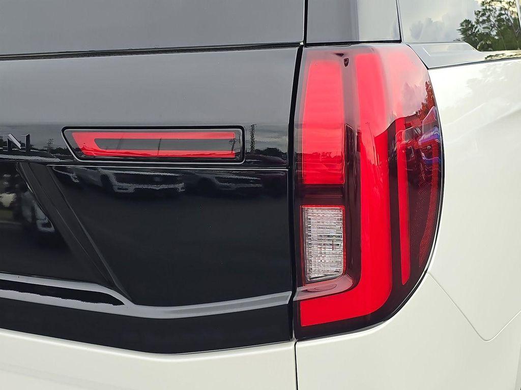 new 2025 Ford Expedition car, priced at $81,449