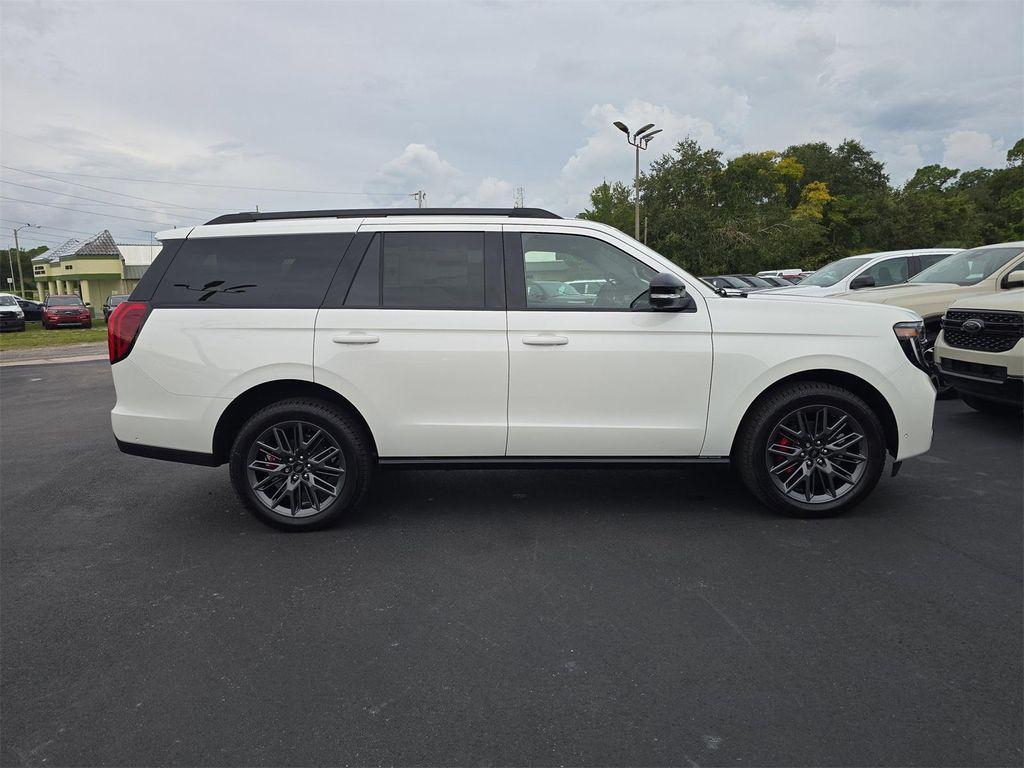 new 2025 Ford Expedition car, priced at $81,449